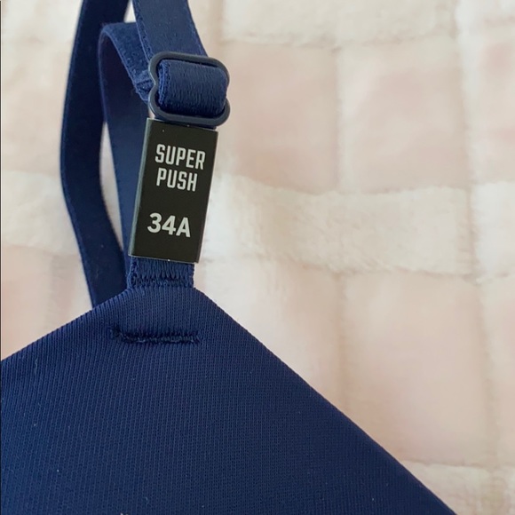 Bra - Picture 2 of 3